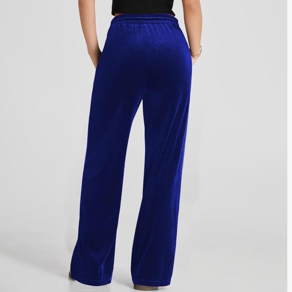 Blank NYC XL & XXL Velvet Pleated Wide-Leg Trousers Navy & Black - Picture 2 of 7